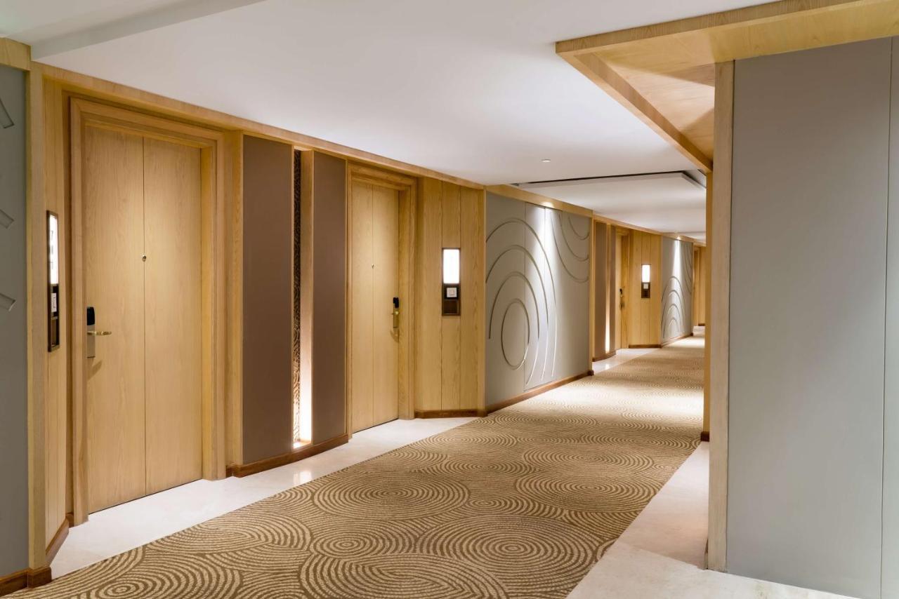 Radisson Bhopal Hotel Bagian luar foto