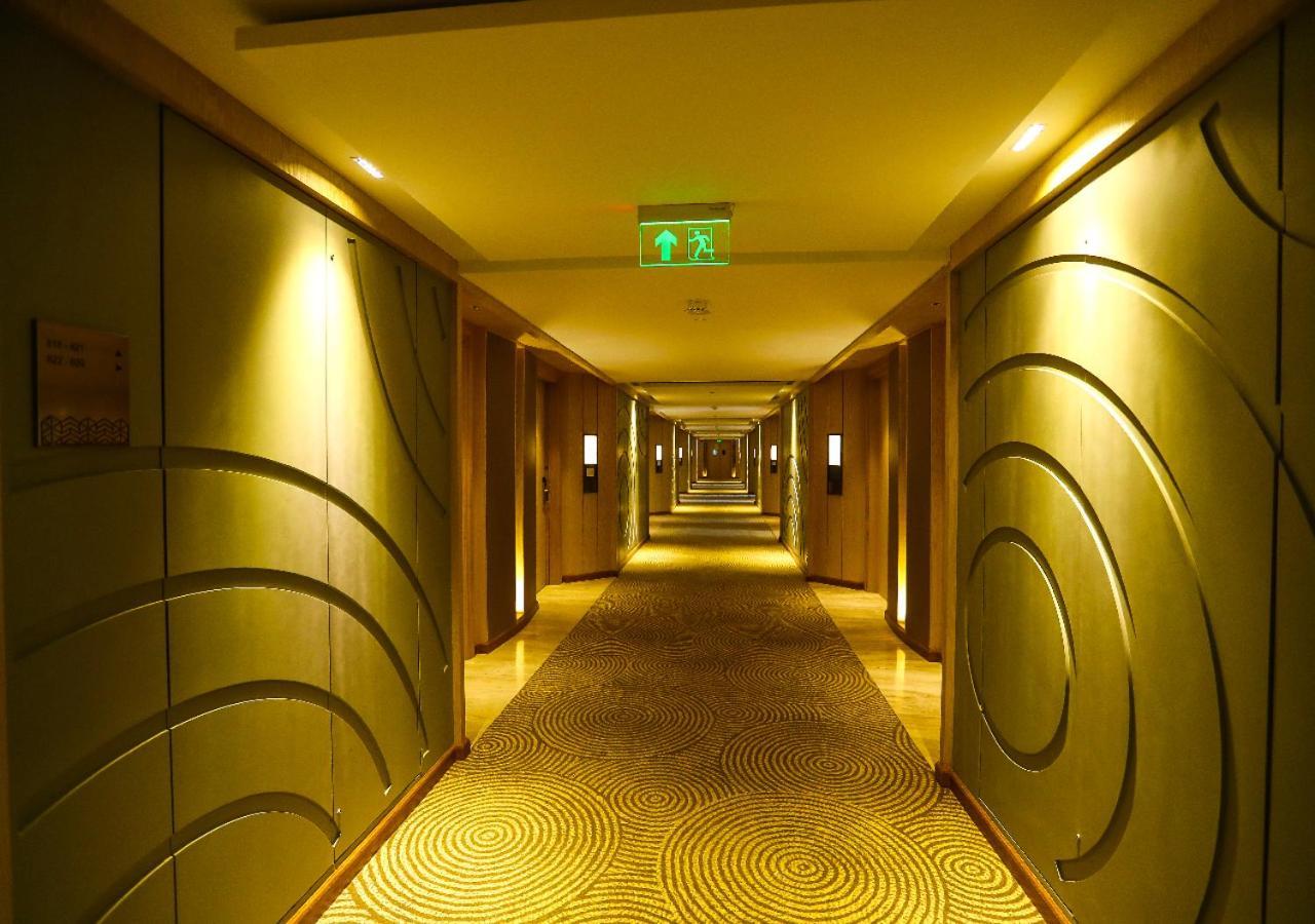 Radisson Bhopal Hotel Bagian luar foto