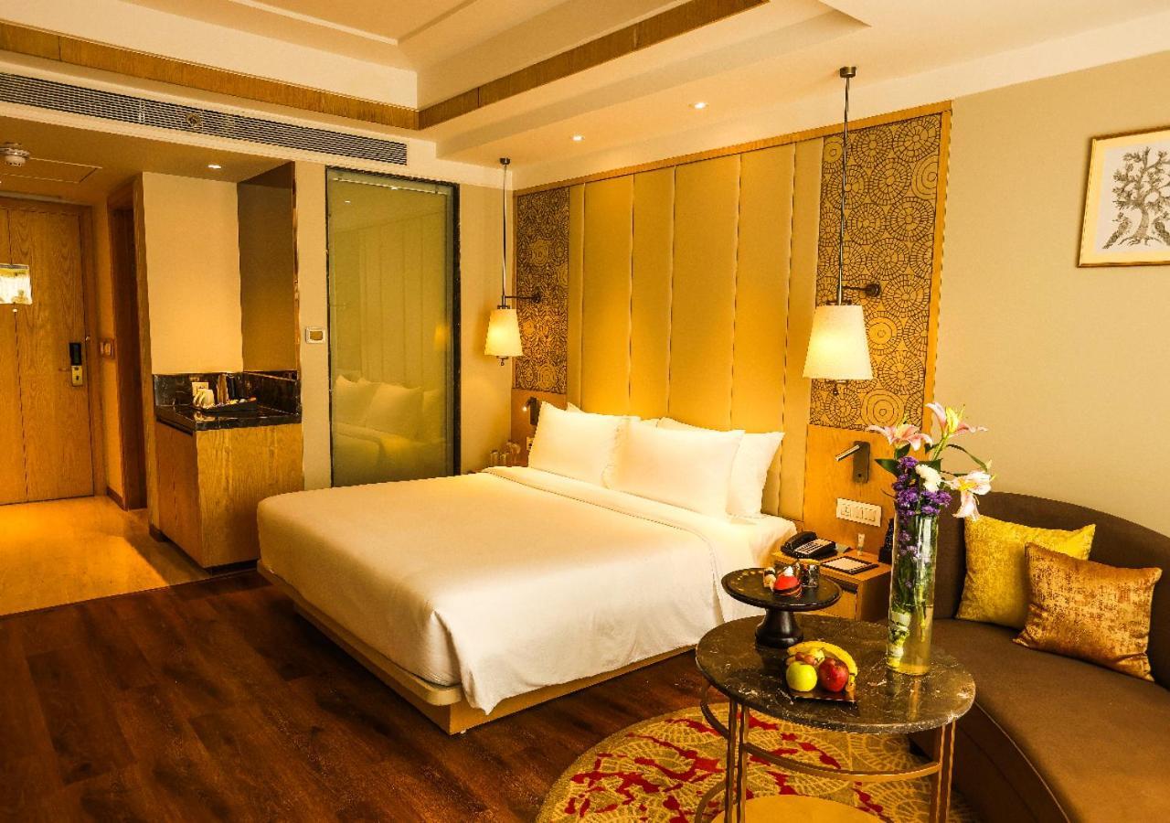 Radisson Bhopal Hotel Bagian luar foto