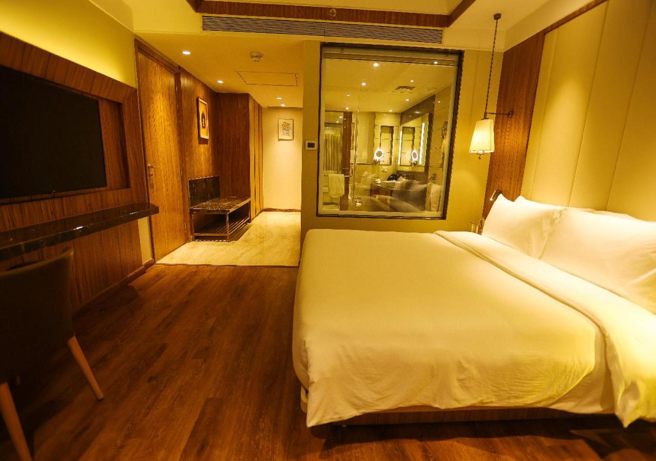 Radisson Bhopal Hotel Bagian luar foto